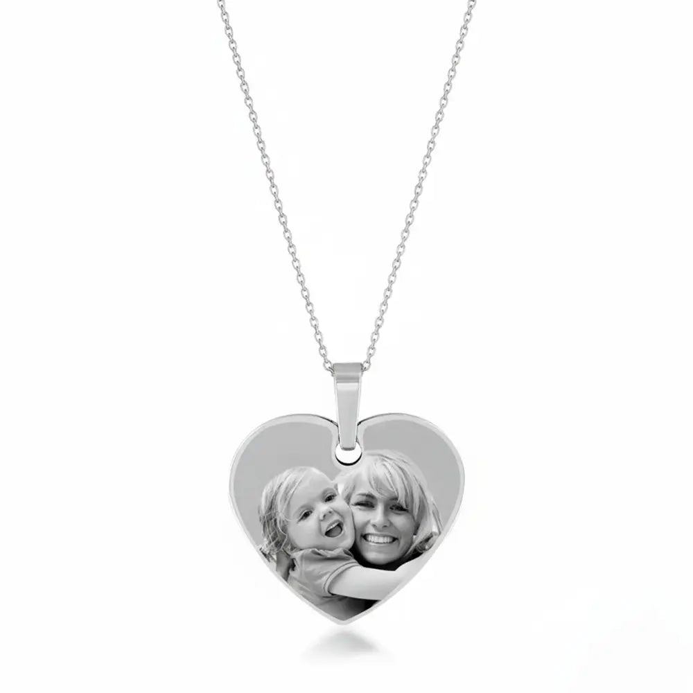 Close up of the 925 Silver Engravad Round Coin Necklace showing high-precision laser engraving on the mirror-finish silver surface.